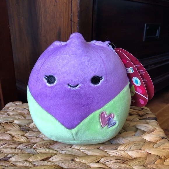 Squishmallows Valentine's Day Jackie the Tulip (first to market) in size 5” - Picture 1 of 7